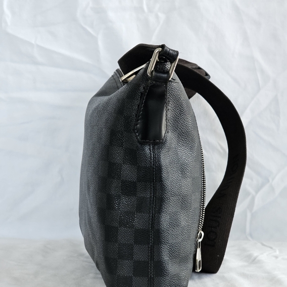 Louis Vuitton Damier Graphite Mick PM - Picture 5 of 12